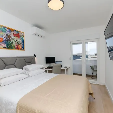 Modern Living Airy * 스플리트