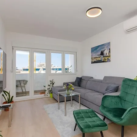 Modern Living Airy * 스플리트