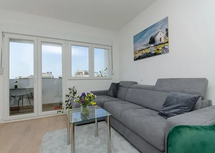 Modern Living Airy 公寓 *